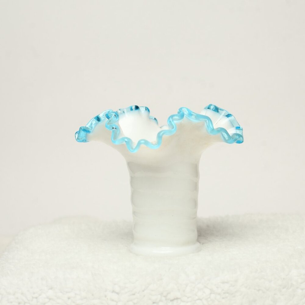 Vintage Fenton Milk Glass Aqua Crest White Ruffled Ribbed Glass Vase EUC